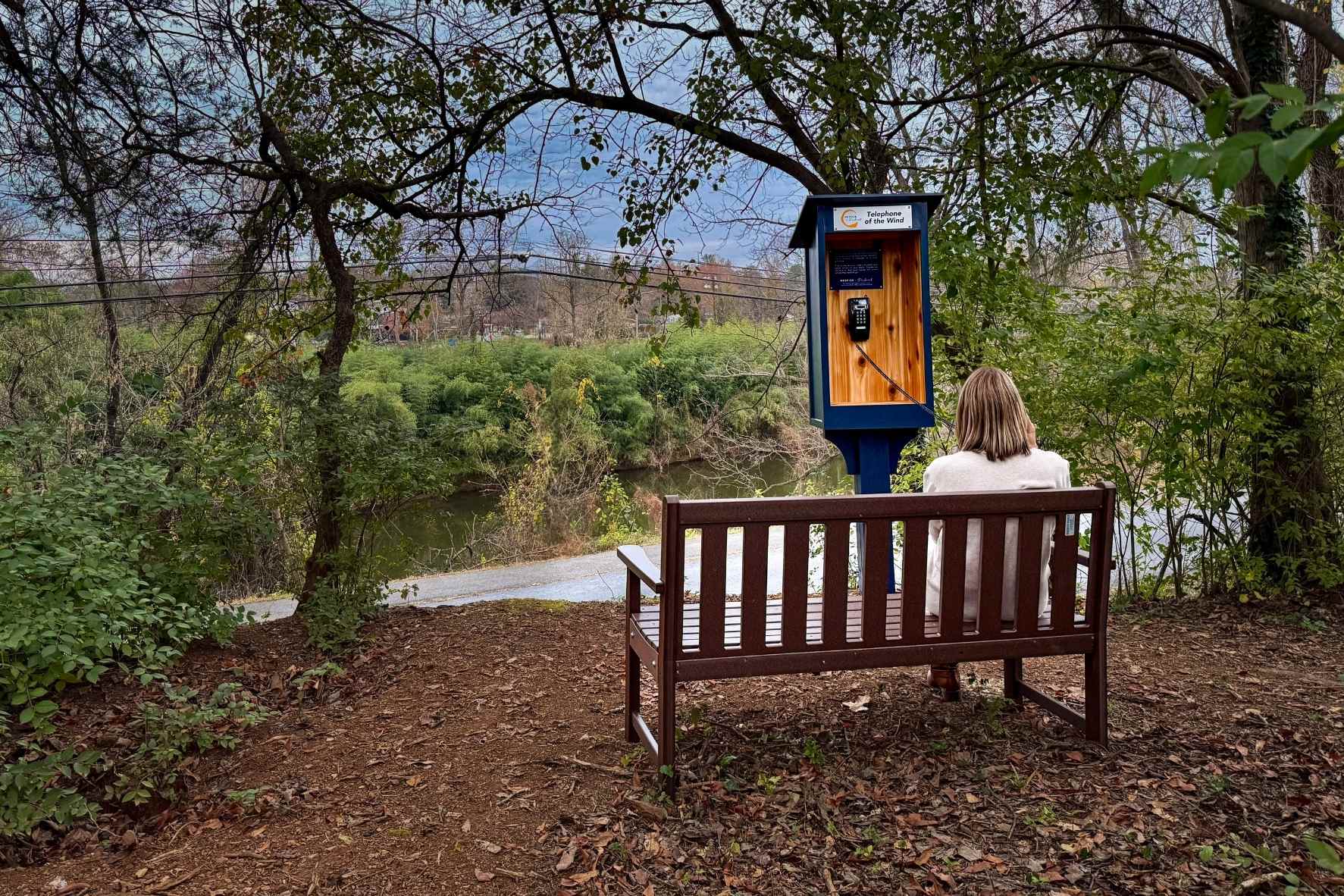 A Line to Somewhere: Wind Phones Can Help with Continuing Bonds in Grief